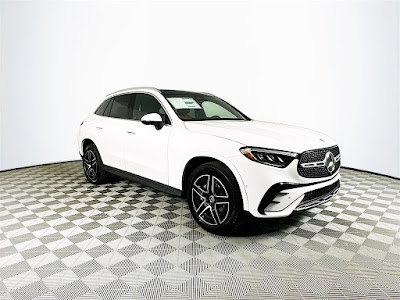 2025 Mercedes-Benz GLC