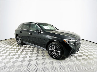 2025 Mercedes-Benz GLC