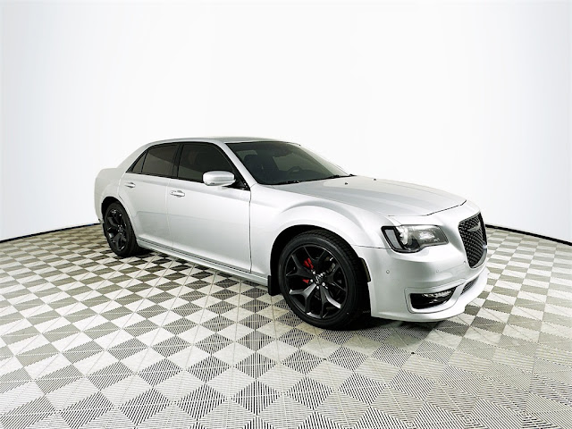2022 Chrysler 300 Touring