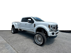 2022 Ford F-450SD Limited