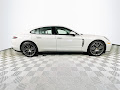 2022 Porsche Panamera 4