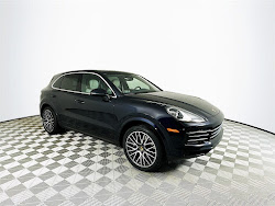 2022 Porsche Cayenne Platinum Edition