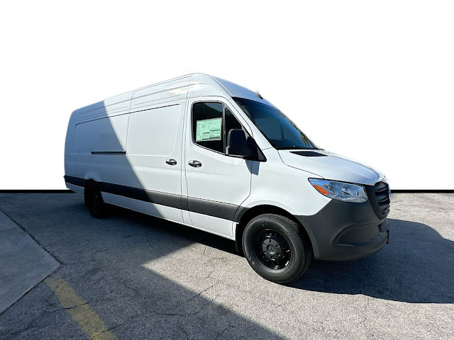 2026 Mercedes-Benz Sprinter 2500 Cargo 170 WB