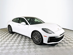 2024 Porsche Panamera Base