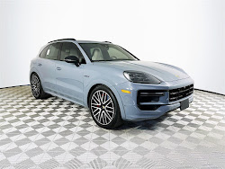 2024 Porsche Cayenne E-Hybrid Turbo