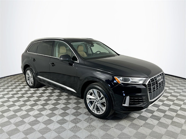 2020 Audi Q7 55 Premium Plus