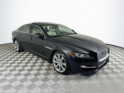 2016 Jaguar XJ