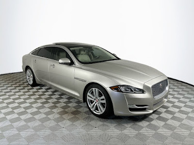 2017 Jaguar XJ