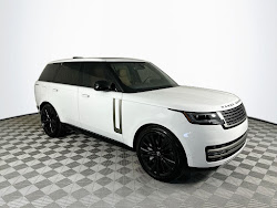 2025 Land Rover Range Rover SE