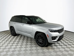 2024 Jeep Grand Cherokee Summit