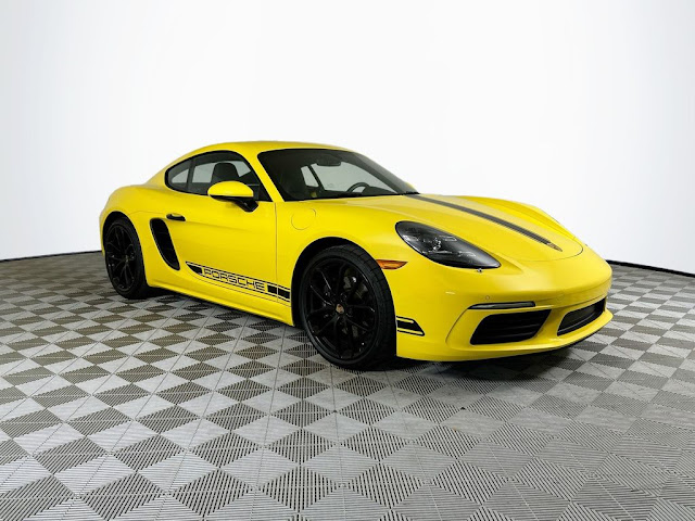 2025 Porsche 718 Cayman Style Edition