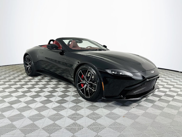 2022 Aston Martin Vantage Base