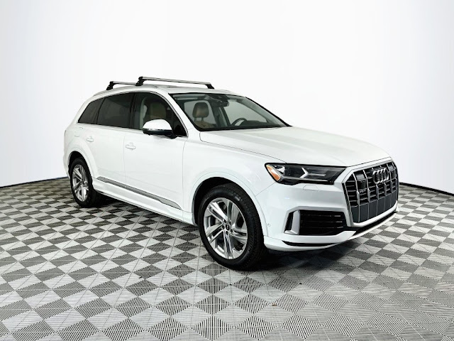 2021 Audi Q7 45 Premium Plus